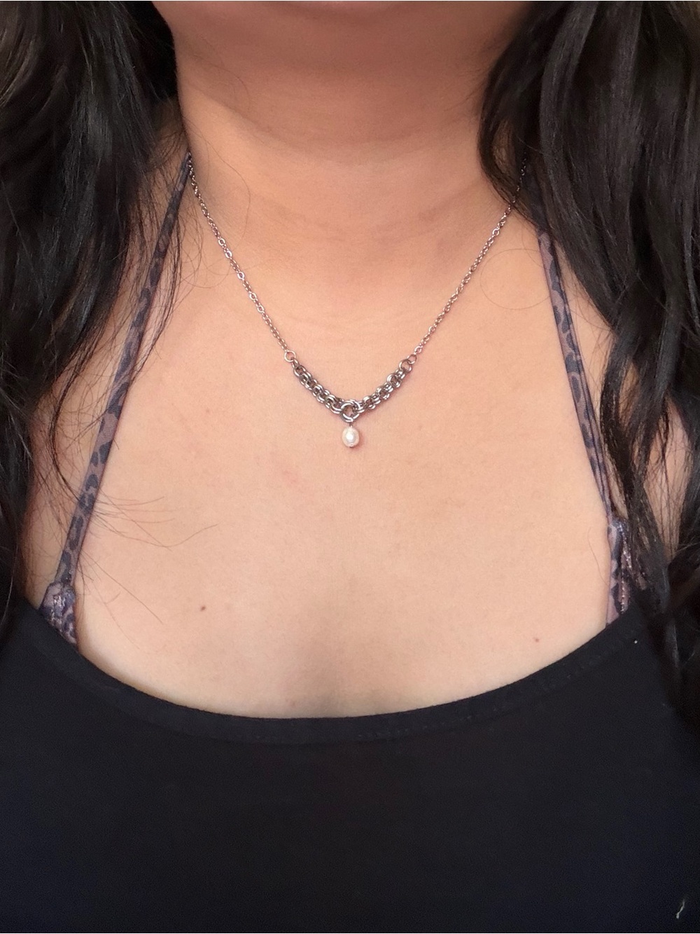 Dainty Pearl Drop Charm Silver Necklace
Single Freshwater Pearl Drop
Necklace